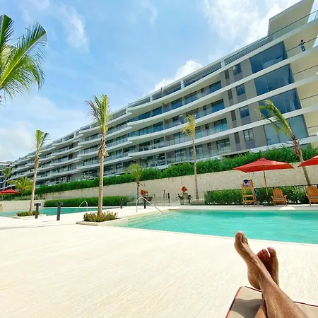 Apto 2 Piscinas Frente A La Playa En Apartamento