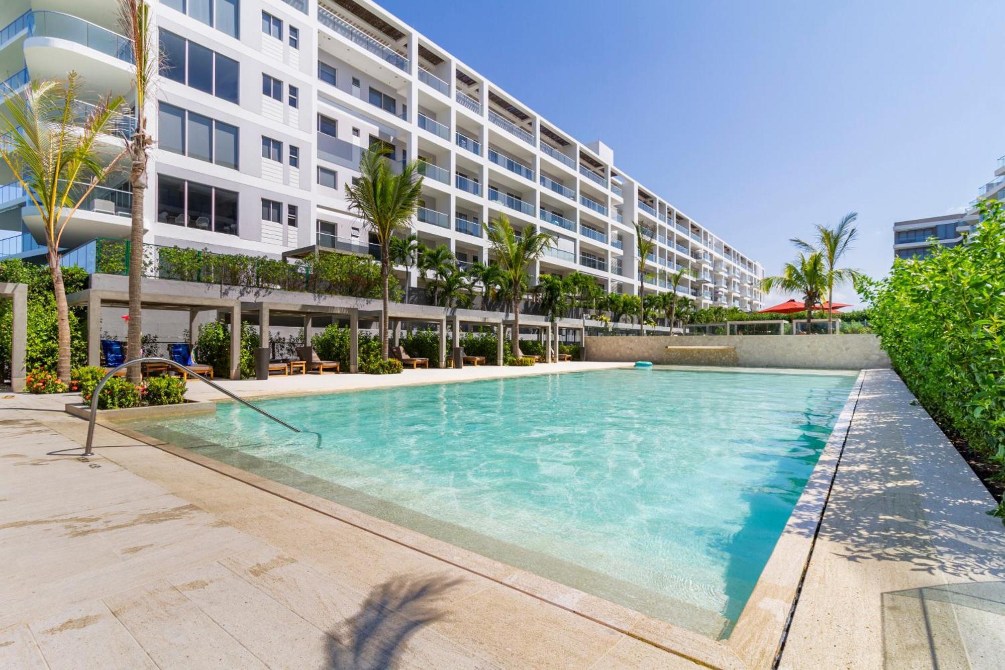 Apartamento Apto 2 Piscinas Frente A La Playa En *